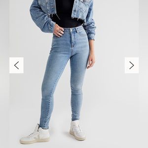 We the free - Free People Curvy High Rise skinny Jeans 26